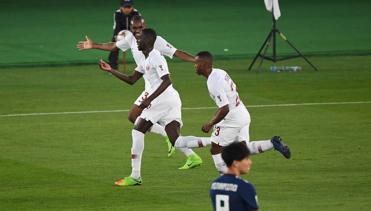 لاعبو المنتخب القطري يسيطرون على معظم جوائز كأس آسيا