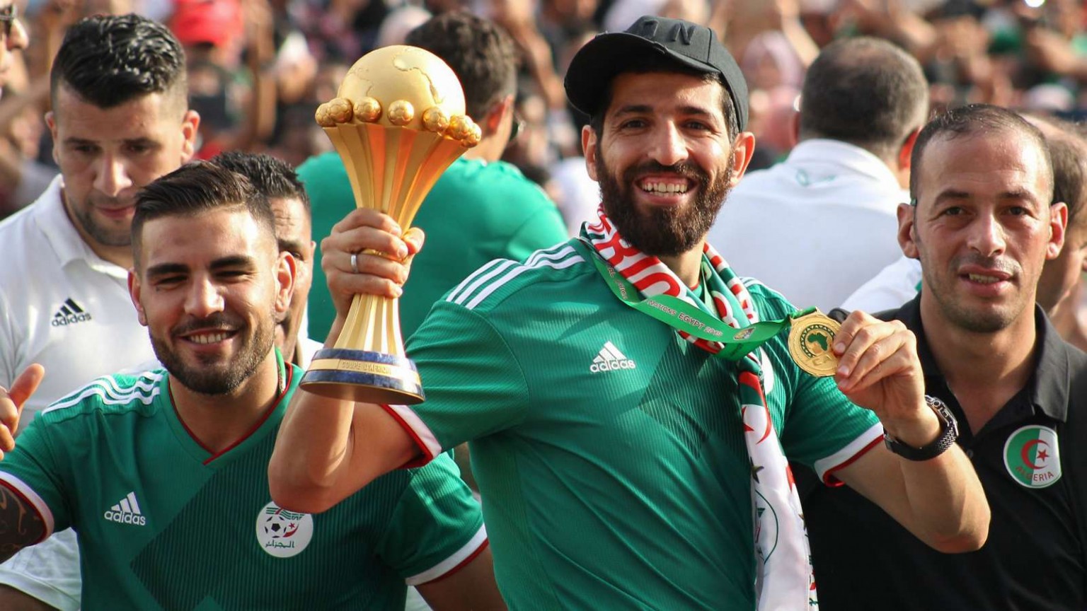 الجزائر أفضل منتخب إفريقي في سنة 2019 - هبة سبور