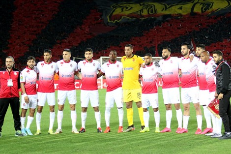 الأهلي والزمالك يرغبان في ضم مدافع الوداد