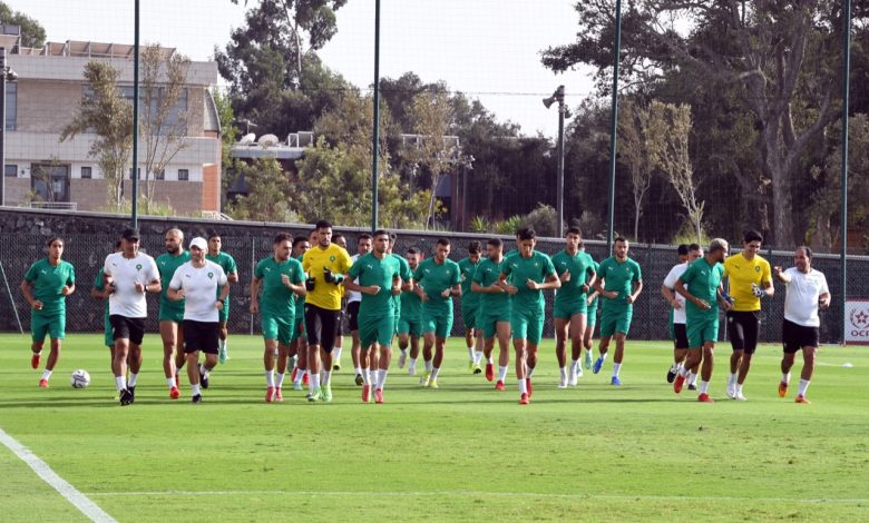 المنتخب الوطني يخوض حصة تدريبية بعد العودة من غينيا