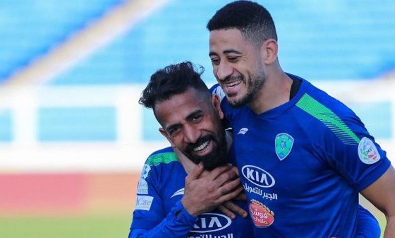 باتنة يقود الفتح لقلب الطاولة على الهلال في الدوري السعودي