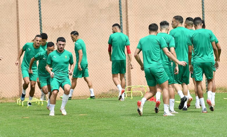 لاعبو المنتخب يخوضون حصة مغلقة بعد مواجهة جزر القمر