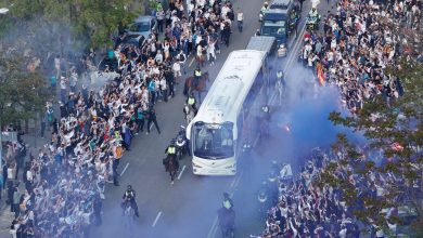 استقبال مهيب لحافلة ريال مدريد قبل مواجهة مانشستر سيتي