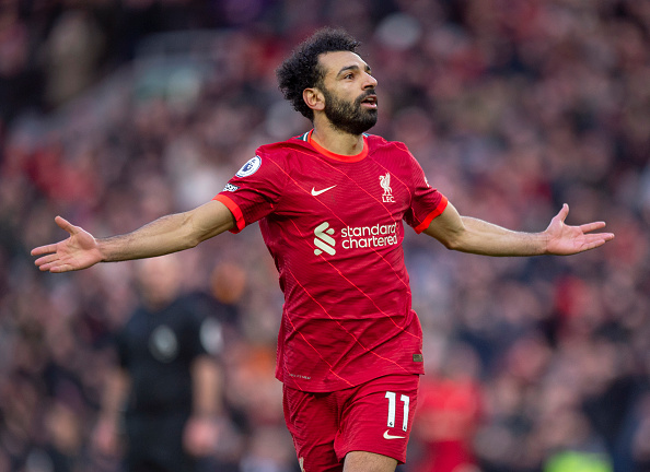 محمد صلاح ينهي الجدل بتجديد عقده مع ليفيربول