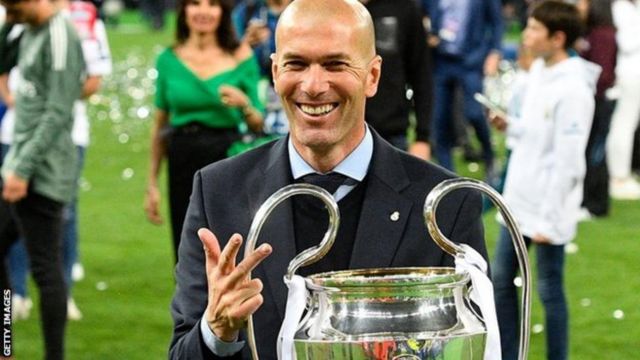 زيدان يقترب من تدريب ريال مدريد