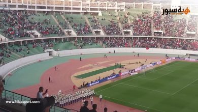 النشيد الوطني المغربي يزلزل ملعب ادرار قبل بداية مباراة المنتخب الوطني ضد زامبيا