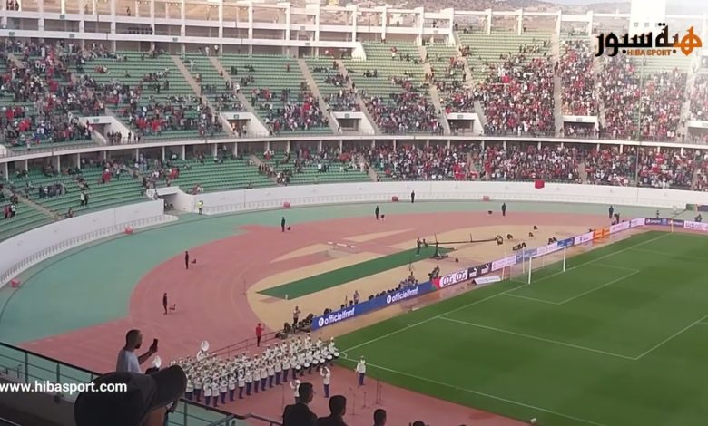 النشيد الوطني المغربي يزلزل ملعب ادرار قبل بداية مباراة المنتخب الوطني ضد زامبيا