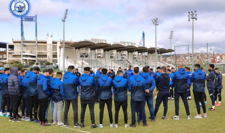 أولتراس هيركوليس يقنع لاعبي اتحاد طنجة بالعدول عن قرارهم